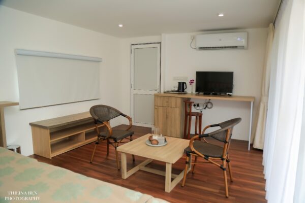 Western Wind Suite (for Foreigners) - Image 3
